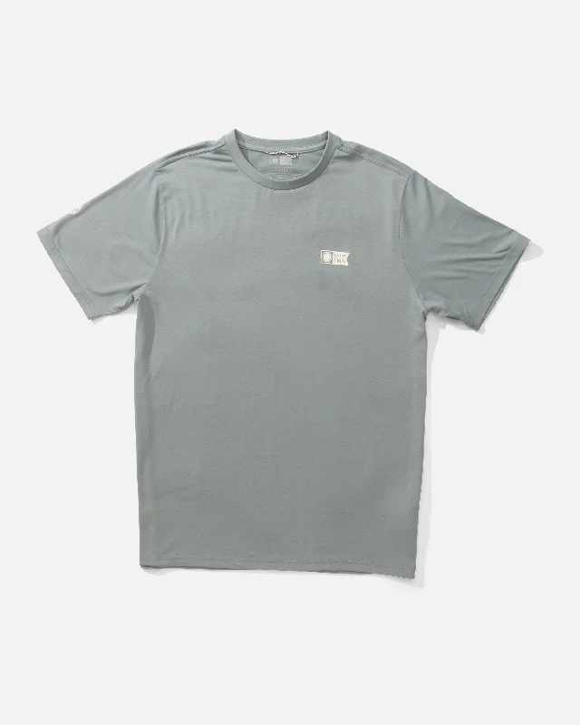 Alpha Crossover Tech Tee - Deep Sea Sophisticated Men's 